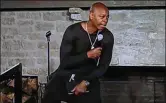  ?? CONTRIBUTE­D ?? Dave Chappelle has been hosting popup shows just outside Yellow Springs at an outdoor venue off of U.S. 68.