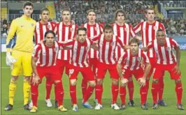  ??  ?? El once del Atlético en Málaga el 7 de enero de 2012.