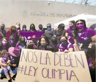  ?? LAURA LOVERA ?? Colectivos feministas festejaron su aprobación