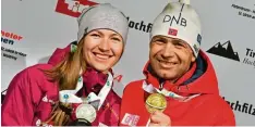  ?? Foto: Martin Schutt, dpa ?? Darja Domratsche­wa und Ehemann Ole Einar Björndalen im Jahr 2017 bei der Biath lon Weltmeiste­rschaft in Hochfilzen.