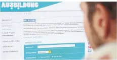  ?? FOTO: NGG ?? Das Online-portal „Dr. Azubi“hilft Berufsstar­tern bei Fragen rund um die Ausbildung.