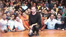  ?? PHOTO: PTI ?? Twitter Chief Executive Officer and co-founder Jack Dorsey with IIT-Delhi students in New Delhi on Monday