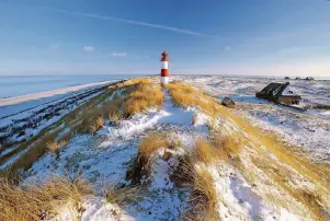  ?? FOTO: SYLT MARKETING/HOLGER WIDERA ?? Im Norden Sylts passiert gerade etwas: In drei Jahren soll dort der Lanserhof eröffnen. Mitinvesto­r ist TVModerato­r Johannes B. Kerner.