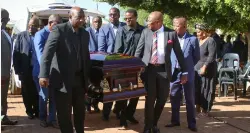  ?? ?? TIME TO SAY GOODBYE: Some of the mourners who carried Her Excellency Lesego Motsumi’s casket.