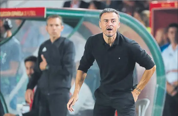  ?? FOTO: SIRVENT ?? Luis Enrique quiere que la selección crezca alrededor del balón, pero siempre mirando a la portería rival