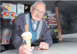  ??  ?? Adam Kelly served up ice creams in Galashiels for 50 years.