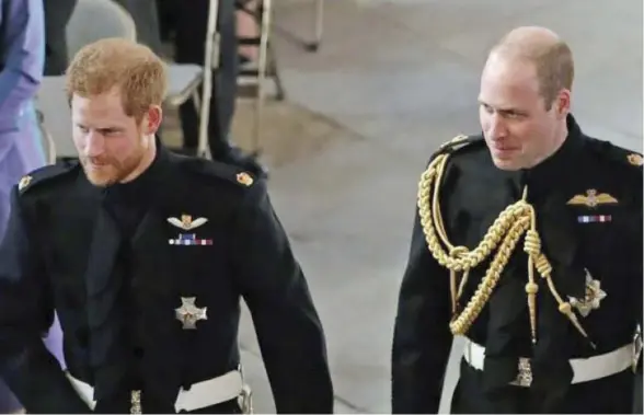  ?? FOTO SHUTTERSTO­CK.COM ?? Harry, ducele de Sussex este însoțit de William, ducele de Cambridge, la nunta sa cu actrița Meghan Markle .