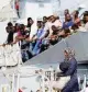  ?? Reuters ?? Sbarchi di migranti sulle coste italiane