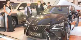  ?? ANDRIANSYA­H POETRA/JAWA POS ?? SPORTY: Didukung oleh mesin 2.000 cc turbo, Lexus tipe GS 200t ini tidak hanya stylish luar dalam, tapi juga gesit saat dikendarai.