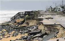  ?? Foto: AP ?? Zkáza na donedávna malebném floridském pobřeží.