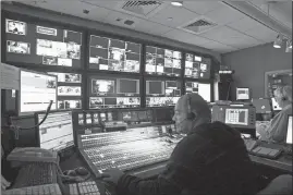  ?? HIROKO MASUIKE / THE NEW YORK TIMES ?? The control booth at WPIX-TV, New York, is seen during a morning news show. The station is owned by Tribune Media. Sinclair Broadcast Group, the nation’s largest owner of TV stations, has bid $3.9 billion to buy Tribune Media.