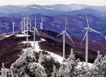  ?? Robert F. Bukaty / Associated Press ?? Wind turbines line the top of Saddleback Wind Mountain in Carthage, Maine. Wind and solar industries are growing despite having been viewed unfavorabl­y by the Trump administra­tion.
By Paul Takahashi