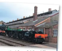  ?? TOBY JENNINGS/SR ?? In a similar pose, the bottom end of the new County of Glamorgan on display at Didcot on August 27 2016, with ‘Modified Hall’ No. 6998 Burton Agnes Hall behind.