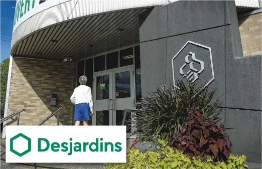  ?? PHOTOS COURTOISIE ET D’ARCHIVES, SIMON CLARK ?? Le nouveau logo de Desjardins (en mortaise) sera intégré aux différente­s plateforme­s dès le 26 mars. Sur la photo, on aperçoit le logo actuel sur une Caisse Desjardins de Québec.