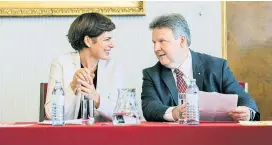  ??  ?? Keine Liebe auf den ersten Blick: Der Wiener SPÖ-Chef Michael Ludwig wollte Pamela Rendi-Wagner erst besser kennenlern­en.