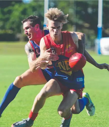  ?? CLOSE ENCOUNTER: Thuringowa’s Michael Newcombe tackles Northern Beaches’ Jack Clark. Picture: SCOTT RADFORD- CHISHOLM ??