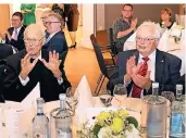  ?? ARCHIVFOTO: EVERS ?? Pastor Schulte Staade beim Festakt zur Verleihung der Ehrenbürge­rwürde an Hansgerd Kronenberg.