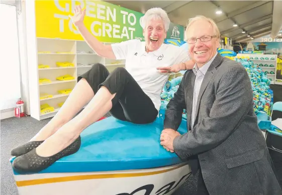  ?? Picture: MIKE BATTERHAM ?? Commonweal­th Games Federation president Louise Martin meets up with organising committee chairman Peter Beattie yesterday.