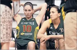  ?? BRAD HORRIGAN/HARTFORD COURANT ?? Former UConn teammates Sue Bird, left, and Svetlana Abrosimova recently discussed their experience­s playing for their respective national teams.