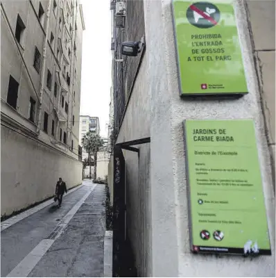  ?? Jordi Otix ?? El acceso a los jardines dedicados a Carme Biada, objeto a partir de diciembre de obras de mejora.