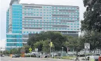  ?? RICARDO RAMIREZ BUXEDA/ORLANDO SENTINEL ?? The building known as UnionWest in downtown Orlando where UCF has a satellite campus will charge students rent this summer.