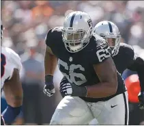  ?? Bay Area News Group/tns ?? Raiders’ guard Gabe Jackson is back and practice and could face the Green Bay Packers Sunday at Lambeau Field.
