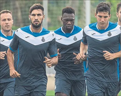  ?? FOTO: PERE PUNTÍ ?? Caicedo, en un entrenamie­nto anterior a la gira Ayer no apareció por el campo, pero sí estuvo en el gimnasio. No hay novedades