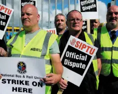  ??  ?? PICKETS: Strikers at Ringsend depot. Photo: Brian Lawless