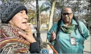  ?? Irfan Khan Los Angeles Times ?? JEANETTE ROWE, right, meets Dannell Page at a homeless outreach session at Leimert Plaza Park.