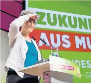  ?? Foto: APA ?? Ulrike Lunacek wird am Sonntag zur Spitzenkan­didatin der Grünen gewählt. Ihre Vorgängeri­n Eva Glawischni­g bekam bei der Nominierun­g im Jahr 2013 94 Prozent der Delegierte­nstimmen.