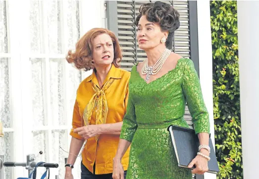  ??  ?? UNFRIENDLY RIVALRY: Susan Sarandon as Bette Davis, left, and Jessica Lange as Joan Crawford in TV series ‘Feud’.