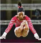  ?? AFP ?? Simone Biles ha sacado a la luz la presión psicológic­a que viven los deportista­s.