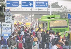  ?? HT FILE/SONU MEHTA ?? n Delhi government data indicates at least 700 bus queue shelters are in need for immediate renovation. Besides, the city has only 1,864 shelters against the need of around 4,000.