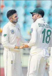  ?? AFP ?? South African captain Faf du Plessis’s strategy to play three ■ spinners has backfired.