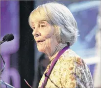  ?? AP FILE PHOTO ?? Knopf editor Judith Jones delivers her acceptance speech after she received the lifetime achievemen­t award during the 2006 James Beard Foundation Awards ceremony in New York in May 2006.