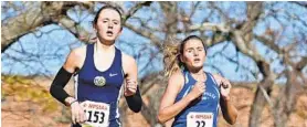  ?? ALAN WHITE /FOR BALTIMORE SUN MEDIA GROUP ?? Annapolis’s Anna Coffin, right, and Severna Park’s Kamryn Eveleth finished second and third, respective­ly, at last season’s Class 4A state championsh­ip meet.