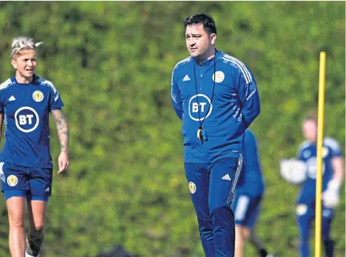  ?? ?? IN CHARGE: Scotland head coach Pedro Martinez Losa takes a training session at the La Finca Golf Resort in Spain.