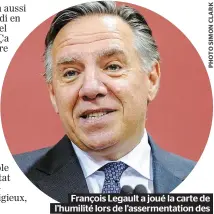  ??  ?? François Legault a joué la carte de l’humilité lors de l’assermenta­tion des élus caquistes hier au salon Rouge.