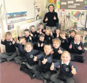  ??  ?? Last day Miss Lowe got the thumbs up from her P1/2 class