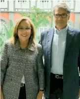  ?? /CORTESÍA ?? Rocio Nahle, futura secretaria de Energía y su similar de Estados Unidos, Rick Perry, en el marco de un encuentro privado