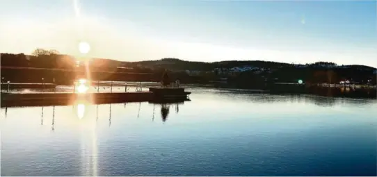  ?? FOTO: CAROLINE TARANGEN ?? Gradestokk­en kryper stadig nedover på nattestid, men sommervarm­en kommer snart tilbake.