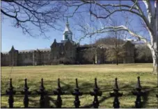  ?? S.M. CHRISTMAN VIA AP ?? This photo shows The Trans-Allegheny Lunatic Asylum in Weston, W.Va.