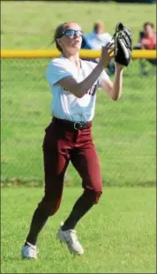  ?? TANIA BARRICKLO — DAILY FREEMAN FILE ?? Sydney Bonewit hit .435 as Kingston’s leadoff batter, with 19 runs scored, a dozen RBI and 27 hits.