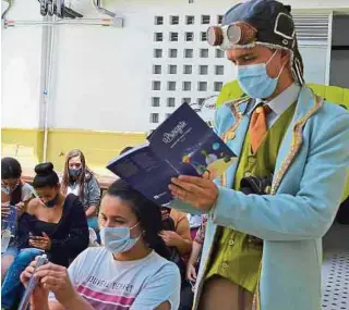  ?? /FOTO: COMFENALCO ?? Esta obra literaria viene acompañada de talleres y de una muestra artística musical.