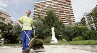  ?? (Photo Jean François Ottonello) ?? Le programme des agents est précis mais ils savent s’adapter à l’évolution de leur secteur.