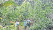  ?? REUTERS ?? In this file photo, experts inspect a parcel of Amazon rainforest in Itapua do Oeste, Rondonia state, Brazil.