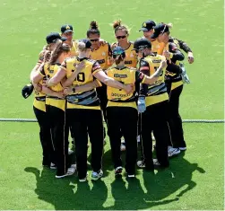  ?? GETTY IMAGES ?? The Wellington Blaze, the defending champions, will host the Auckland Hearts in the Super Smash T20 final at the Basin Reserve tomorrow.