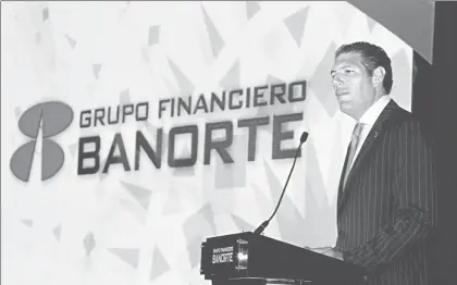  ??  ?? Carlos Hank González, presidente del consejo de administra­ción de Grupo Financiero Banorte, durante la clausura del foro Un México fuerte de oportunida­des, que se llevó a cabo el 24 de agosto de 2016 ■ Foto Roberto García Ortiz