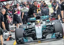  ??  ?? EN LO MÁS ALTO. Hamilton y Mercedes lideraron la tabla de tiempos.