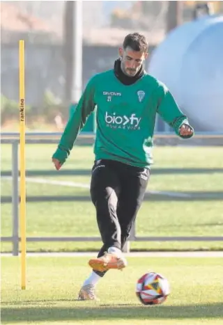  ?? // VALERIO MERINO ?? Carlos Albarrán durante una sesión de entrenamie­nto